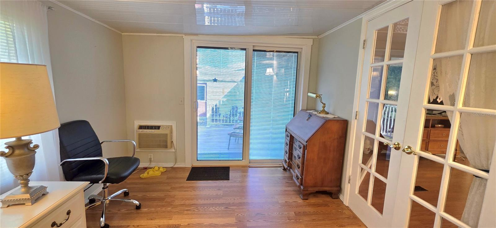 Image 73 of 100 For 5244 Mohawk Street