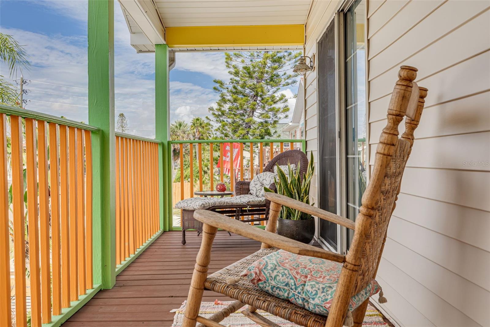 Image 14 of 51 For 2926 Dupont Street S