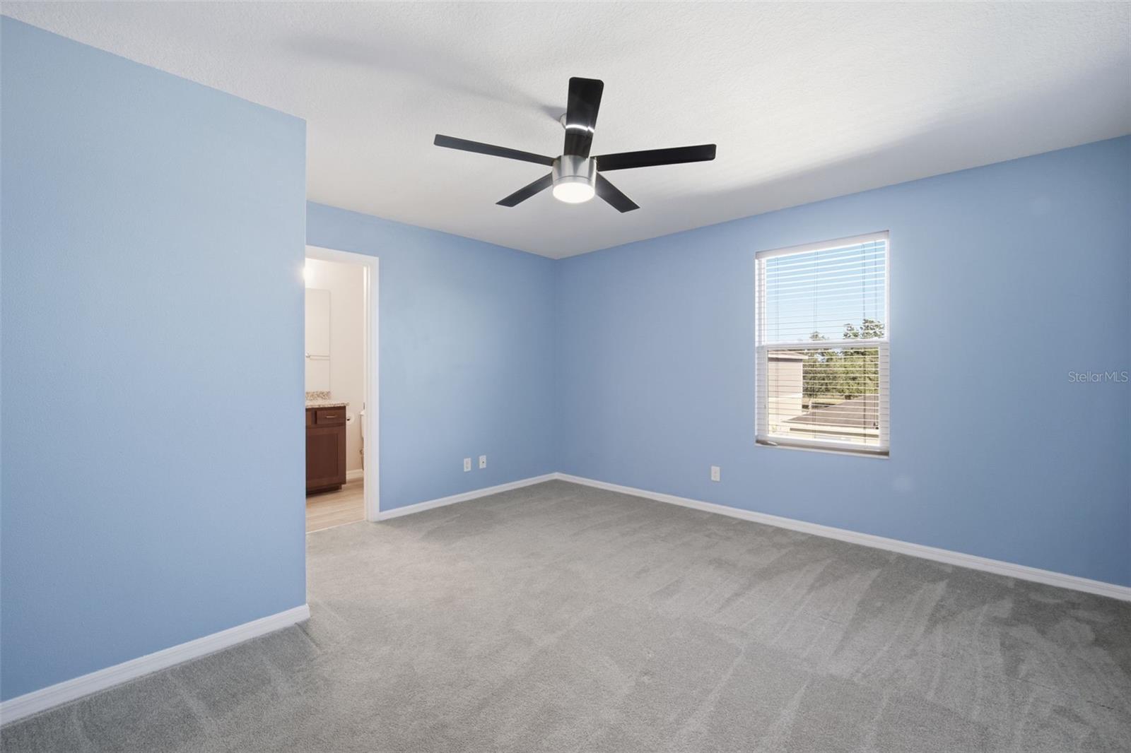 Image 13 of 35 For 4035 11th Street E