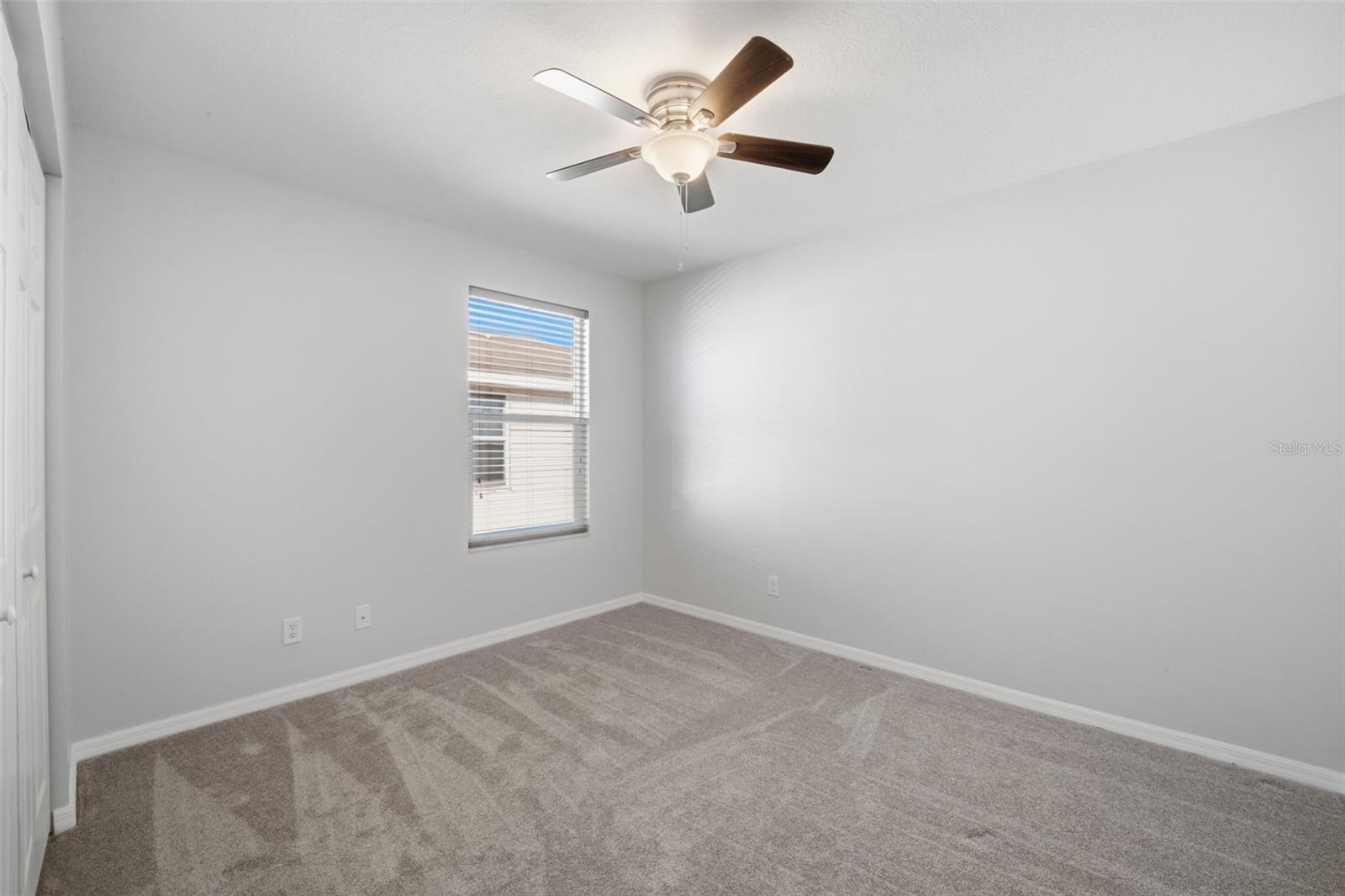 Image 18 of 35 For 4035 11th Street E