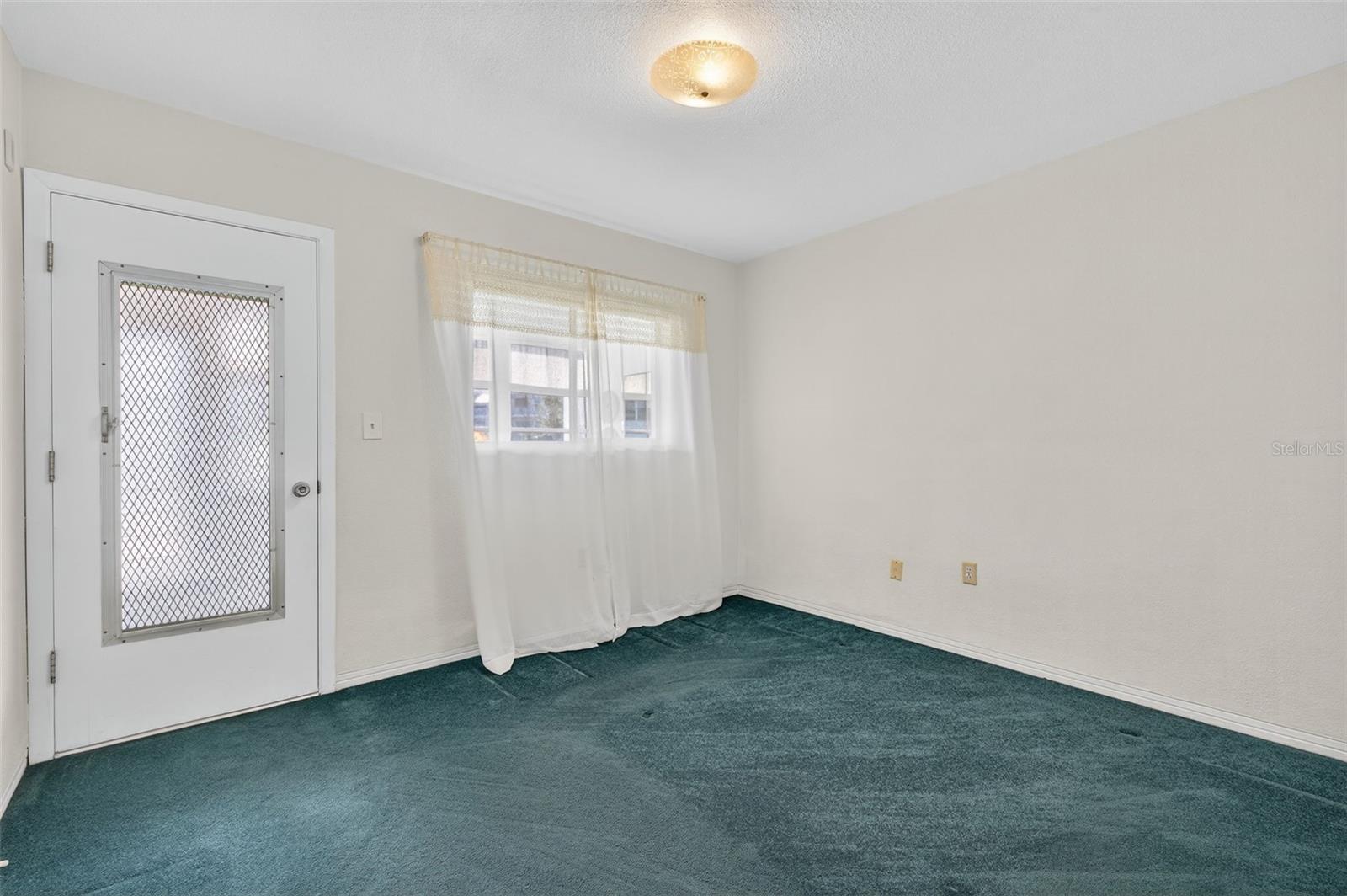 Image 18 of 34 For 11100 86th Avenue 108