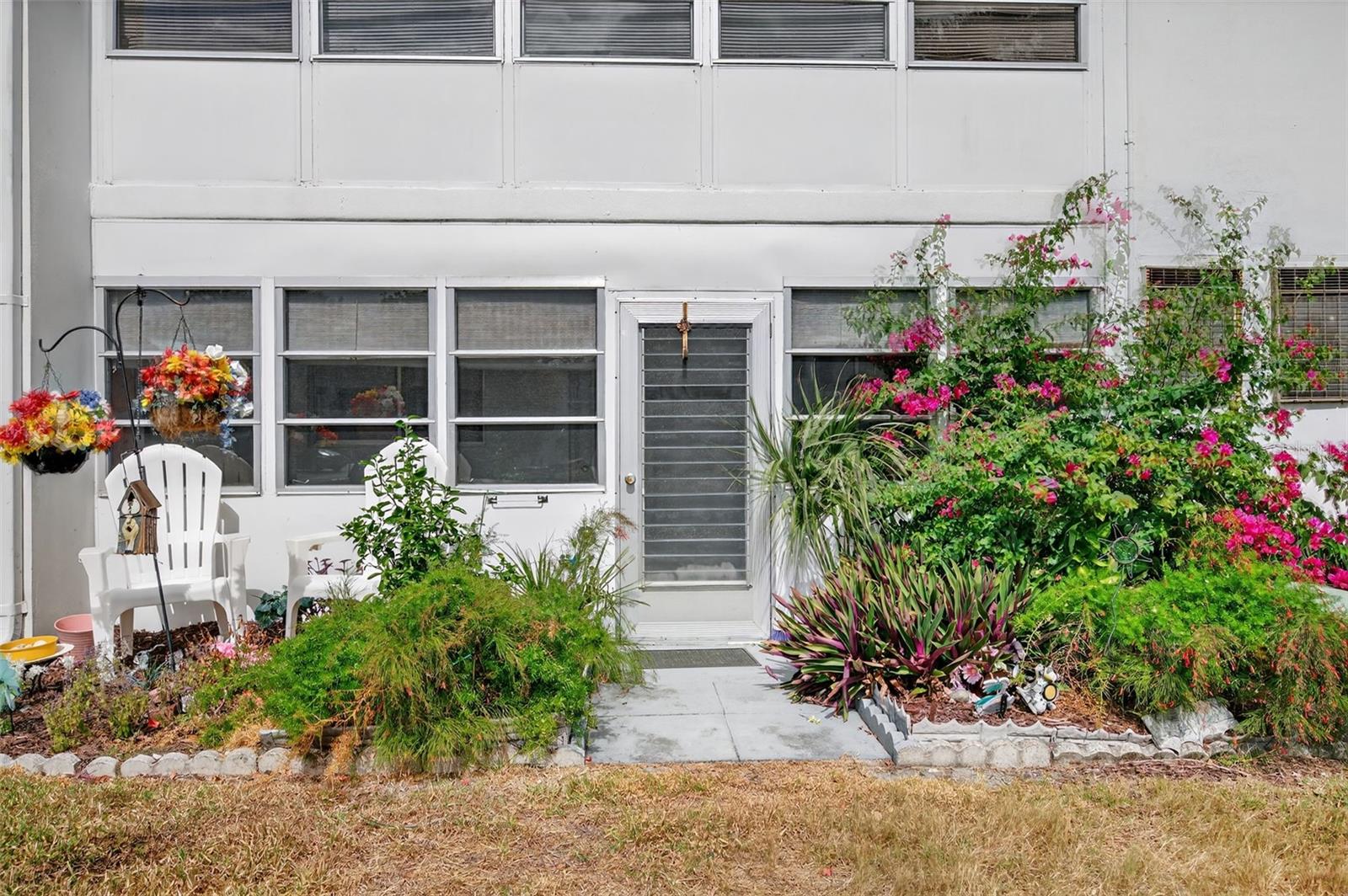 Image 25 of 34 For 11100 86th Avenue 108