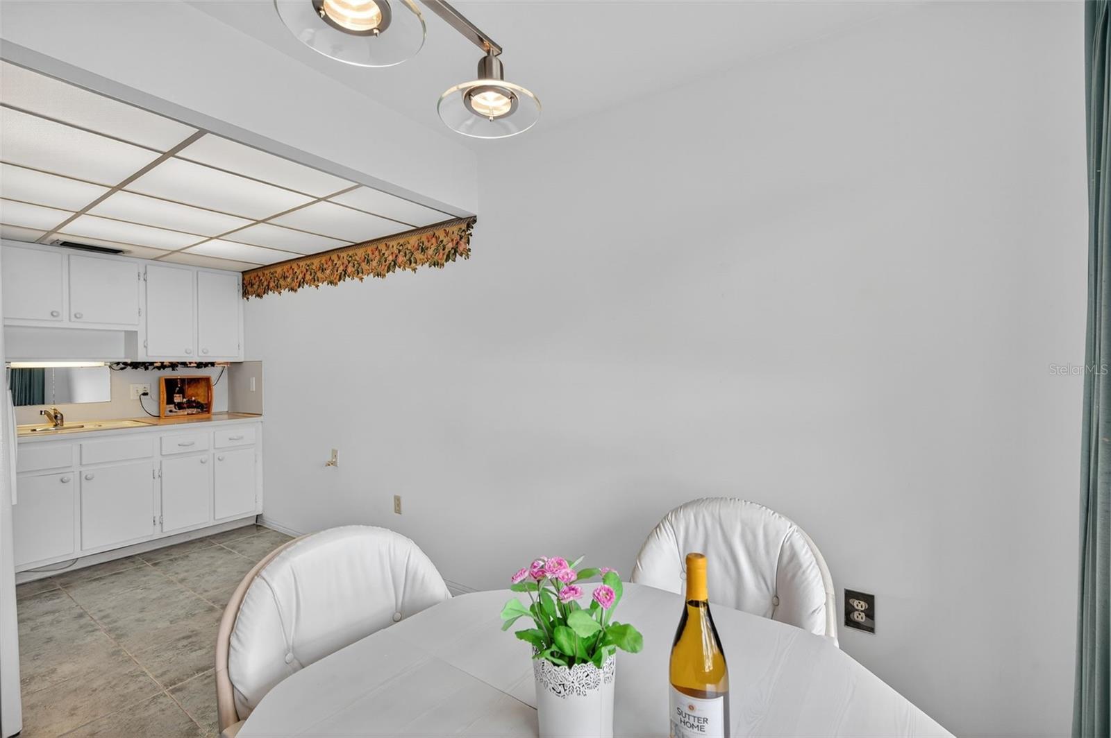 Image 5 of 34 For 11100 86th Avenue 108