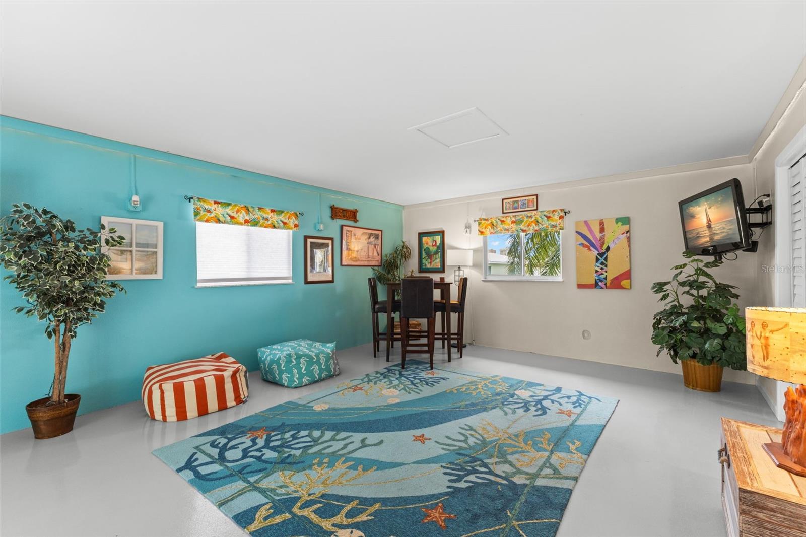 Image 20 of 59 For 17608 Sterling Terrace