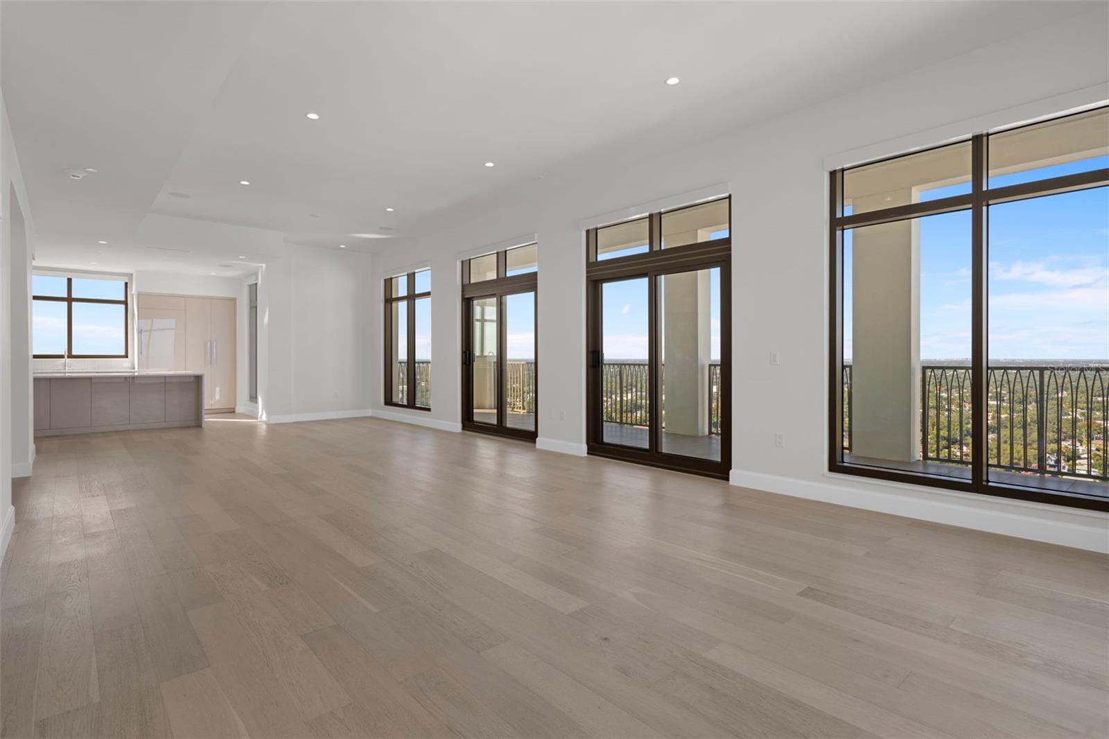 Image 11 of 56 For 126 4th Avenue Ne 2001