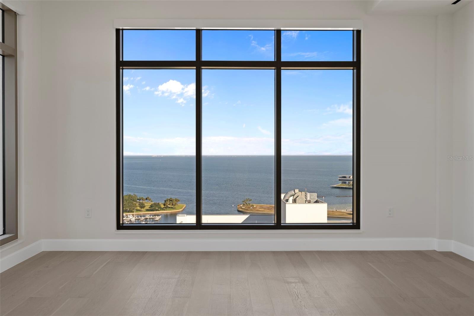 Image 22 of 56 For 126 4th Avenue Ne 2001