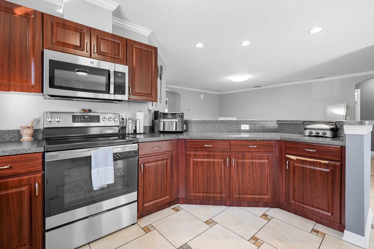 Image 12 of 47 For 1132 Shared Passion Street