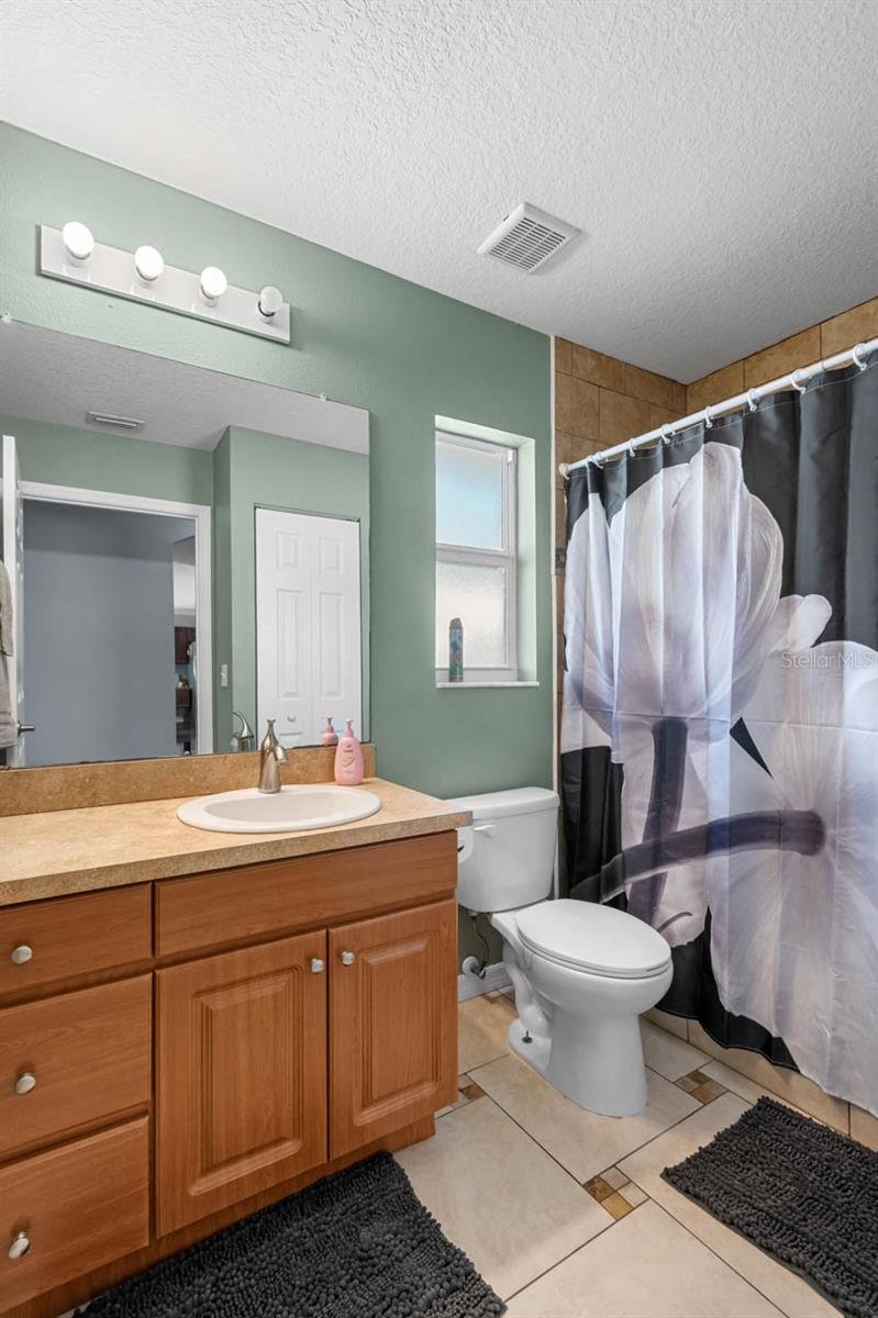 Image 24 of 47 For 1132 Shared Passion Street