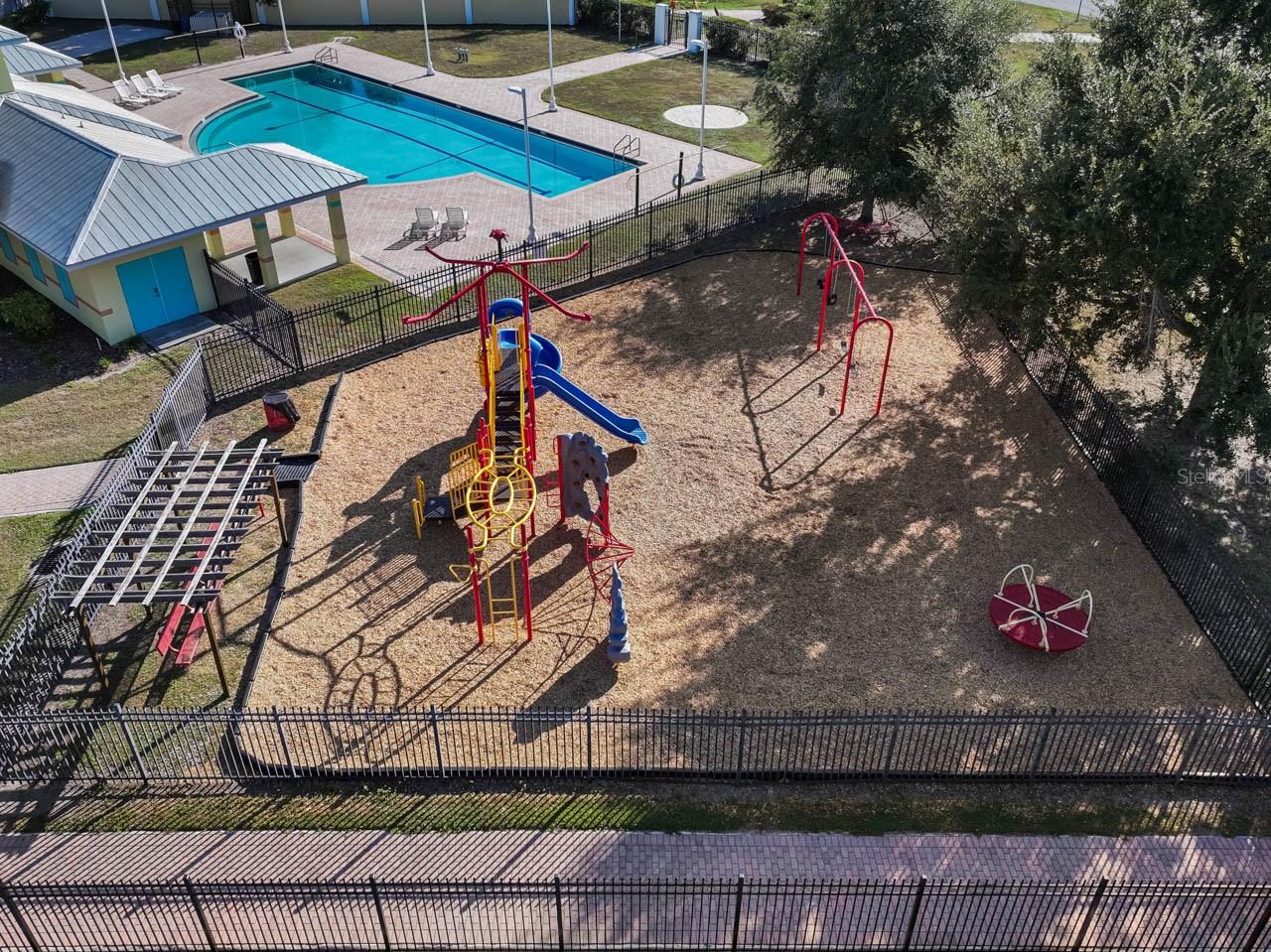 Image 44 of 47 For 1132 Shared Passion Street