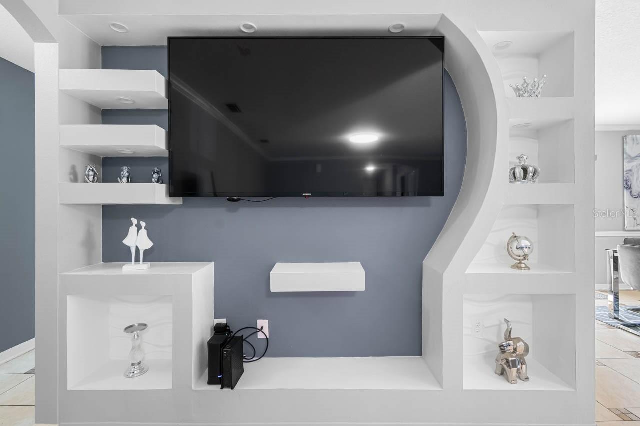 Image 6 of 47 For 1132 Shared Passion Street