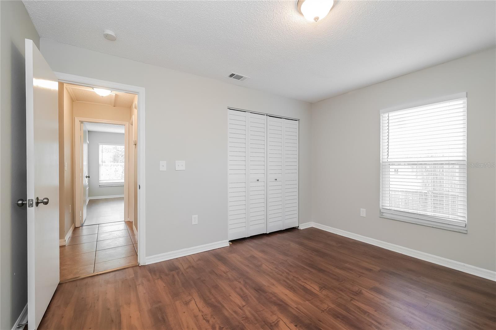 Image 10 of 14 For 911 Delano Court