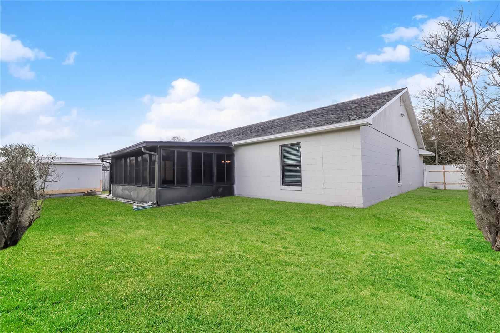 Image 14 of 14 For 911 Delano Court