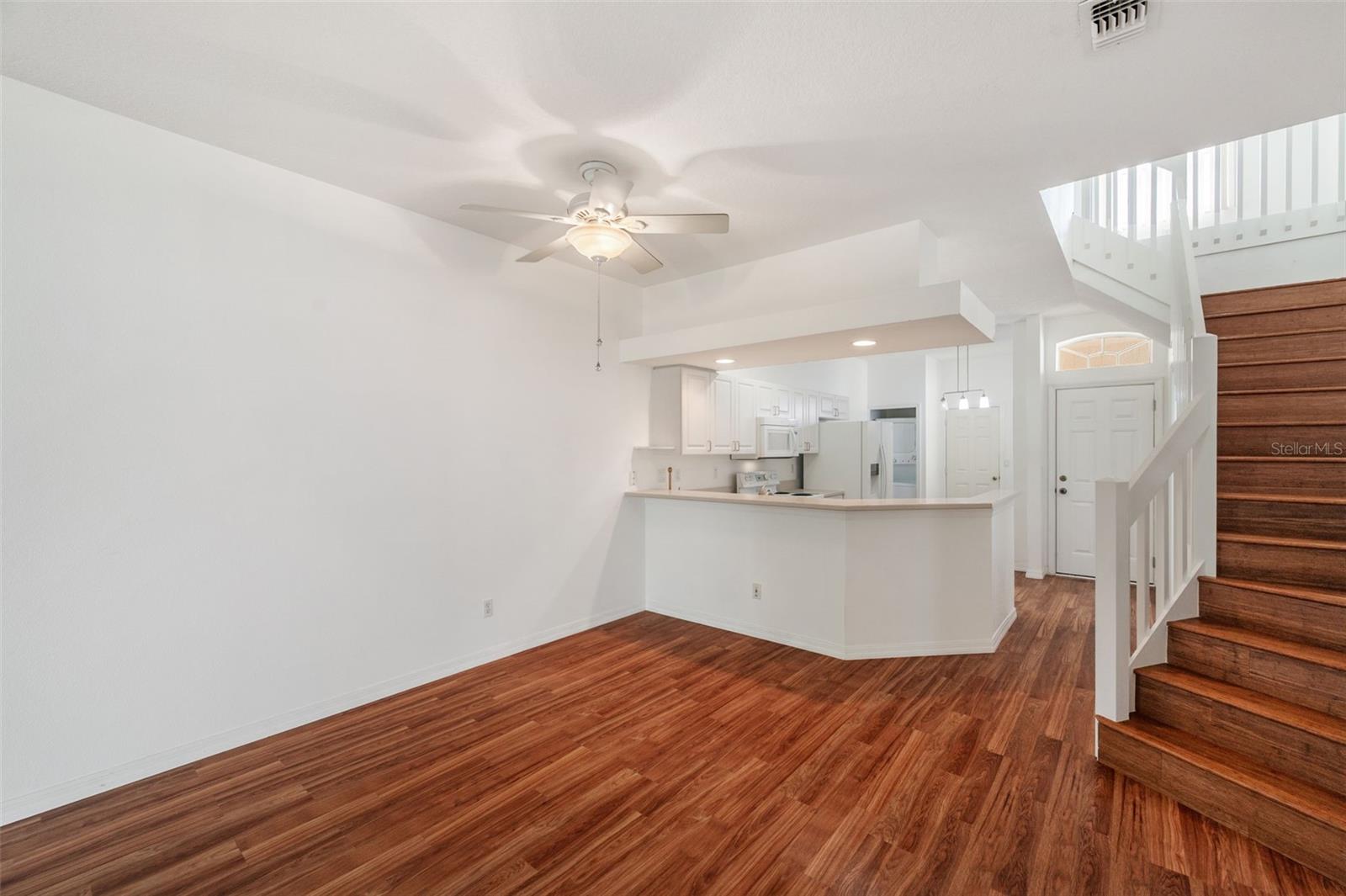 Image 17 of 68 For 6400 46th Avenue N 36