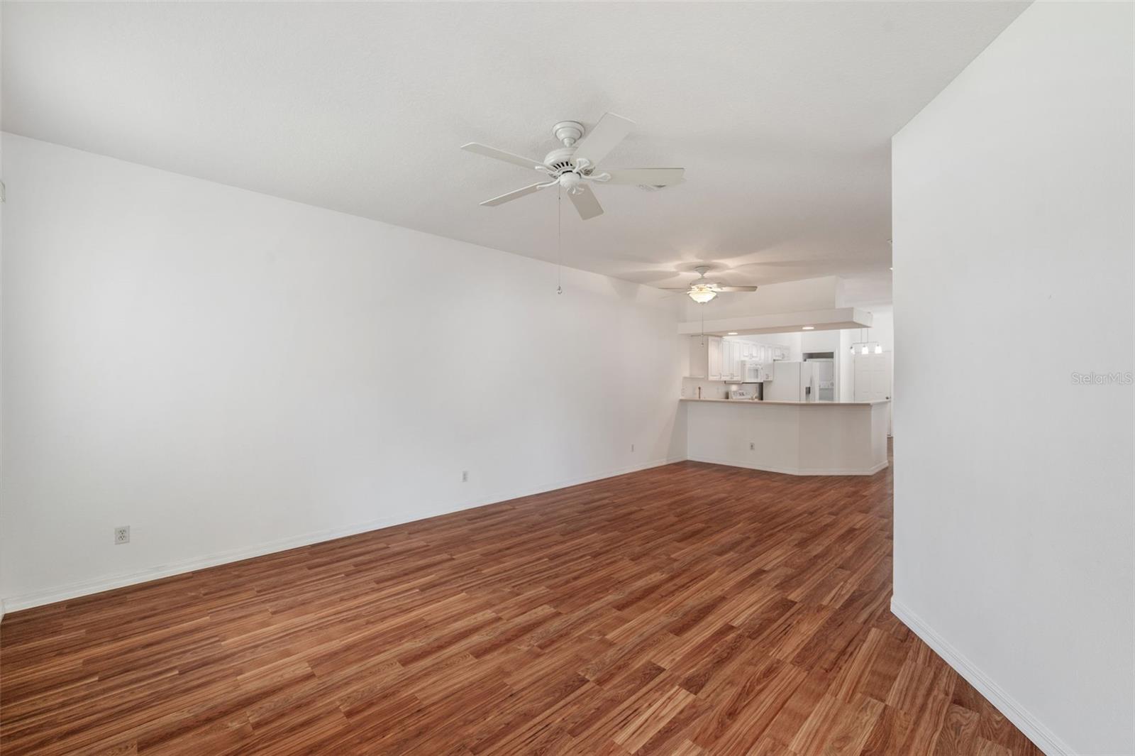 Image 19 of 68 For 6400 46th Avenue N 36