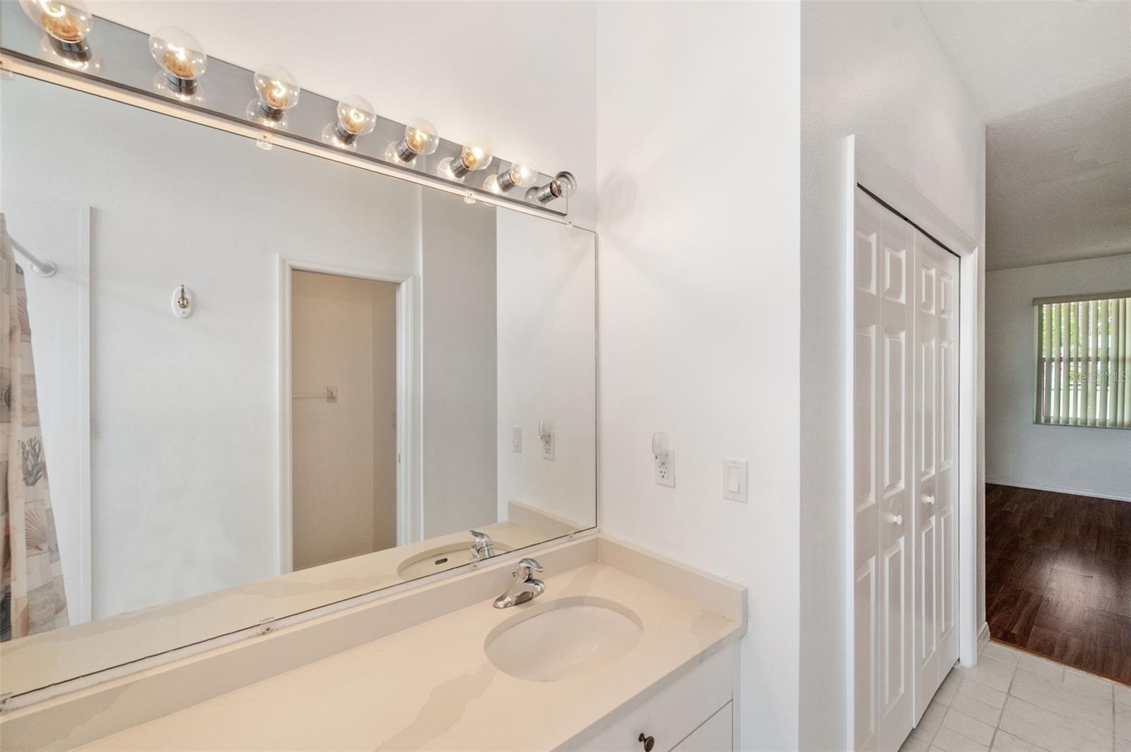 Image 30 of 68 For 6400 46th Avenue N 36