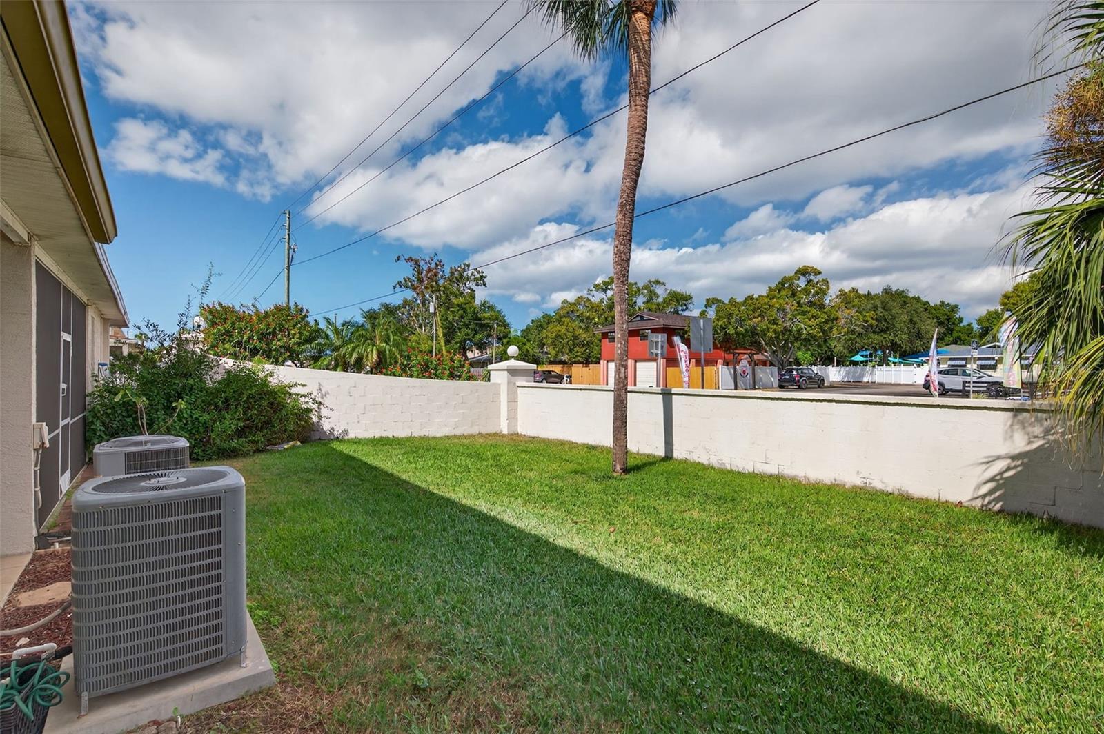 Image 51 of 68 For 6400 46th Avenue N 36