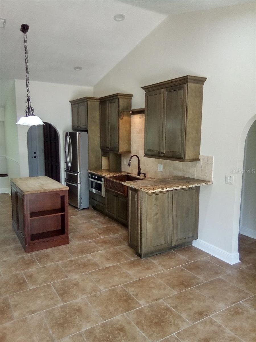 Image 6 of 21 For 4107 Eliot Place