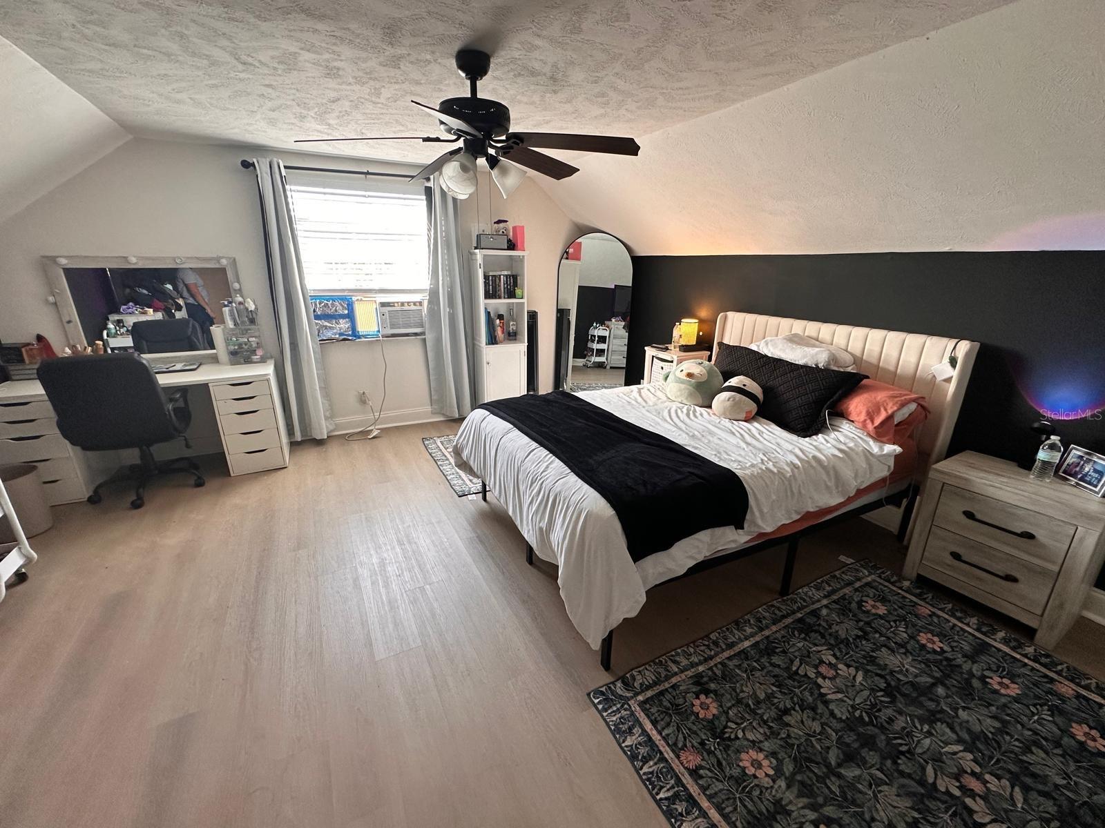 Image 45 of 50 For 613 Royal Crest Way