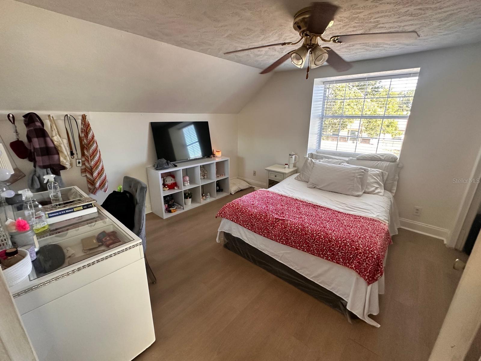 Image 46 of 50 For 613 Royal Crest Way