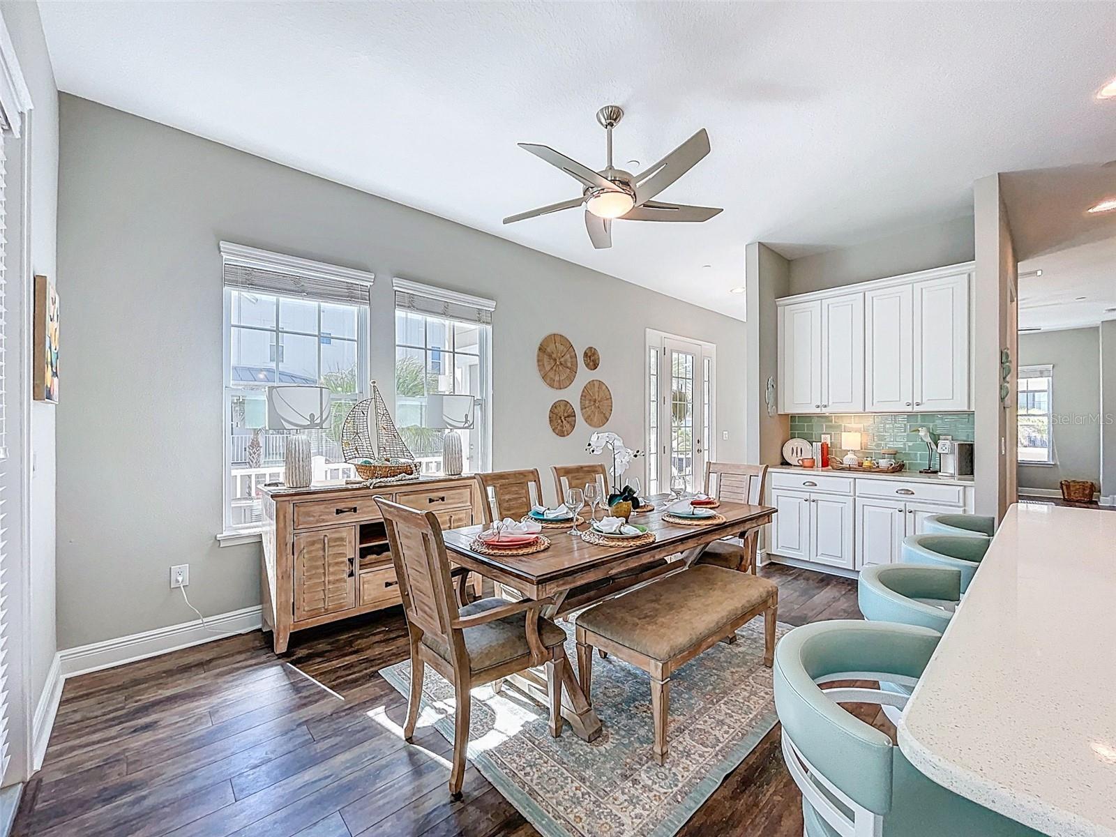 Image 24 of 84 For 19915 Gulf Blvd  101