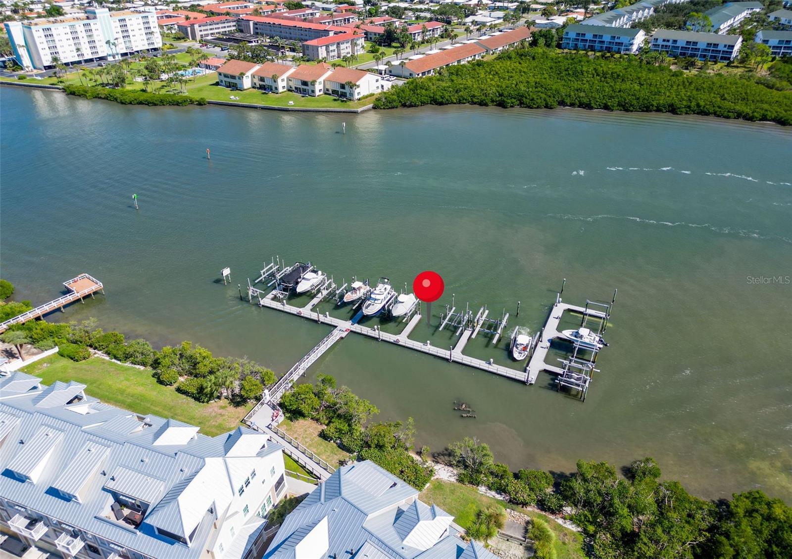 Image 6 of 84 For 19915 Gulf Blvd  101