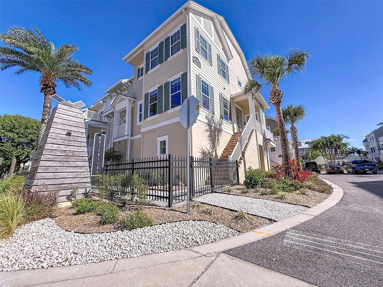 Image 78 of 84 For 19915 Gulf Blvd  101