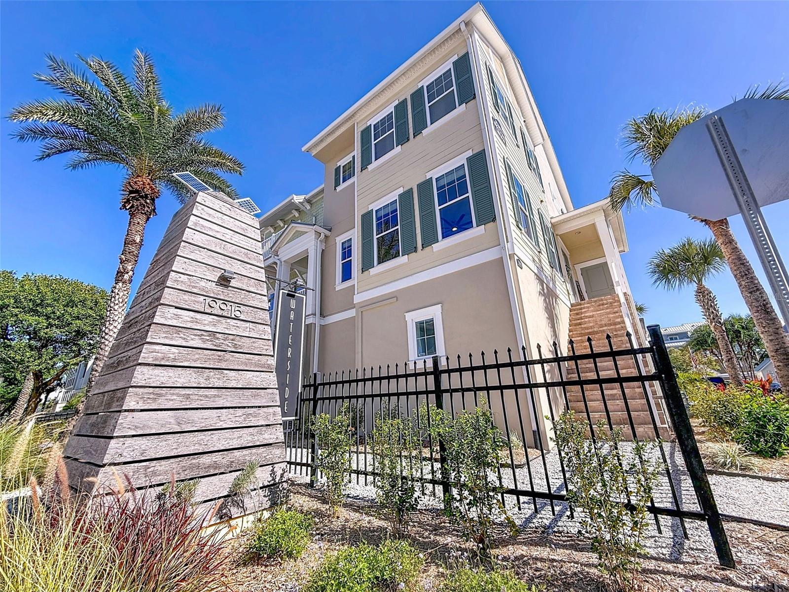 Image 80 of 84 For 19915 Gulf Blvd  101