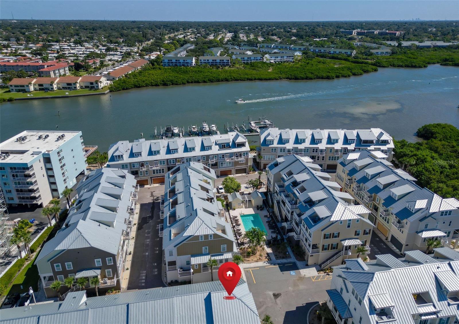 Image 81 of 84 For 19915 Gulf Blvd  101