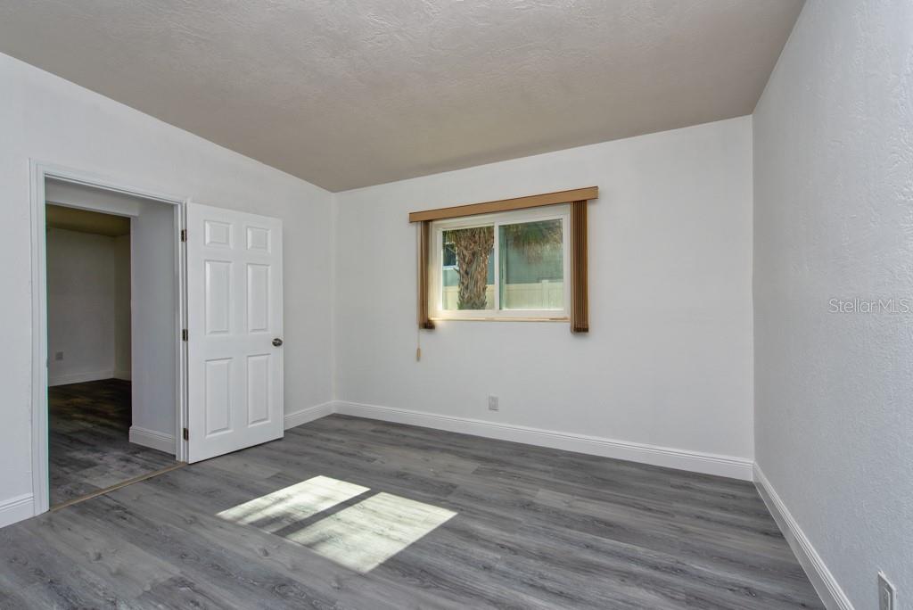 Image 21 of 47 For 6964 Grande Vista Way S