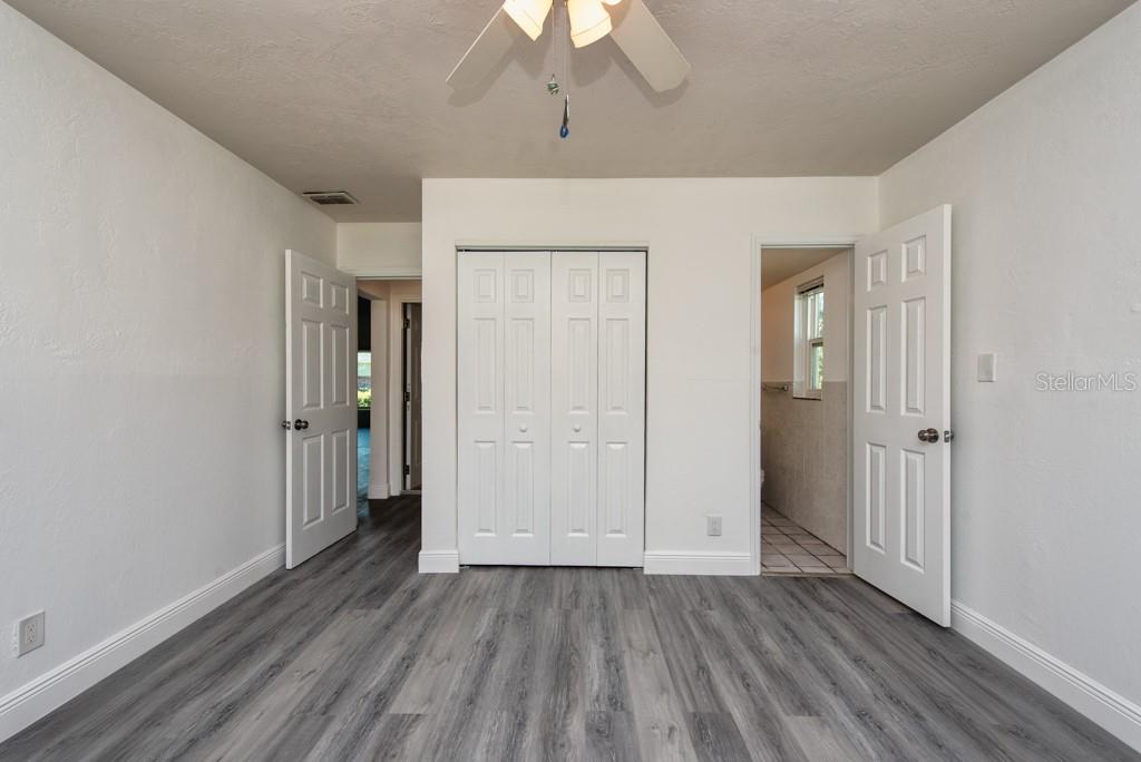 Image 27 of 47 For 6964 Grande Vista Way S