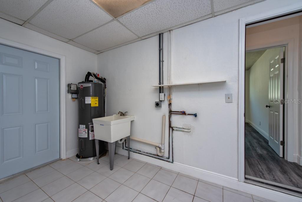 Image 31 of 47 For 6964 Grande Vista Way S