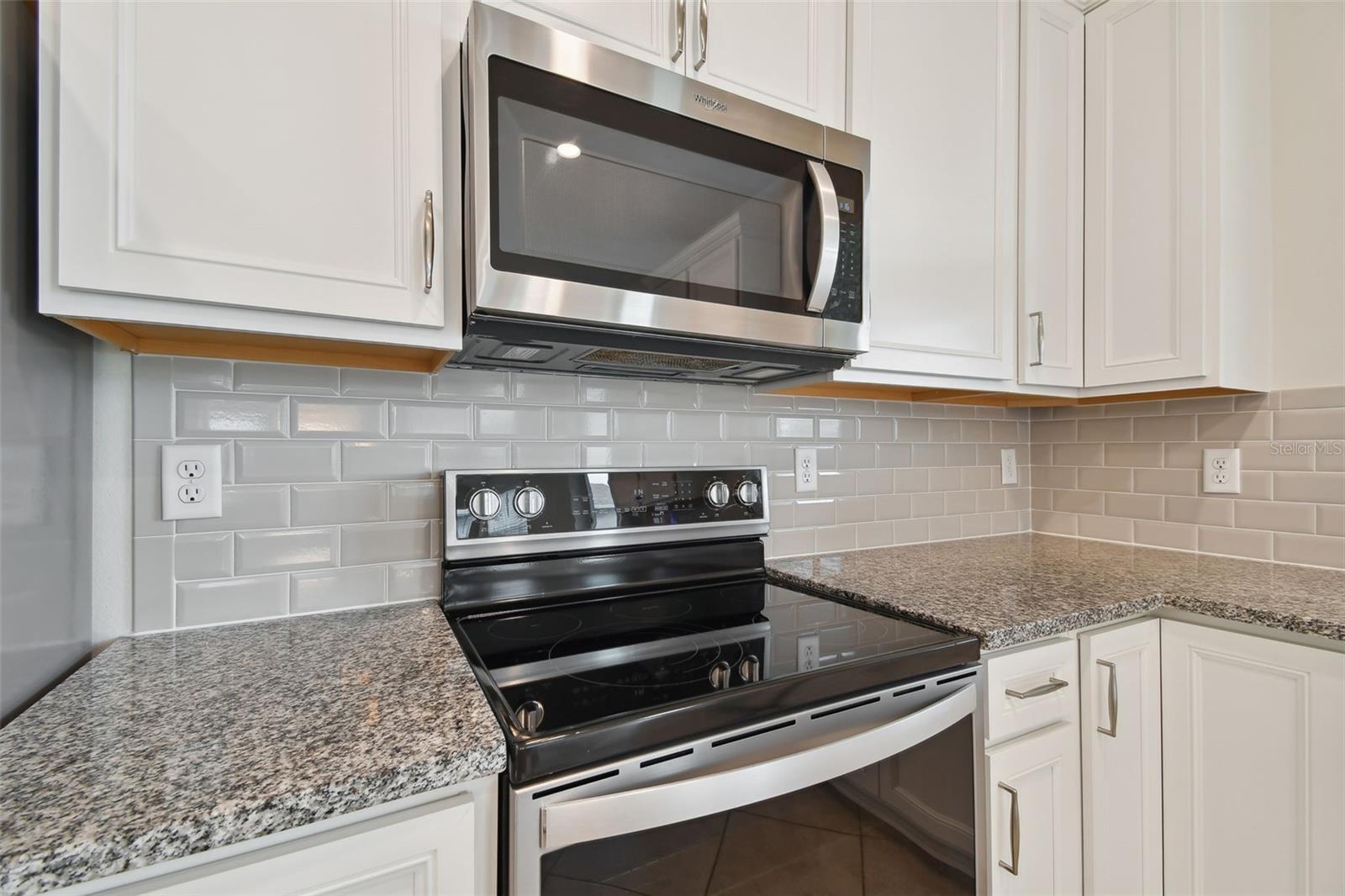 Image 11 of 95 For 10050 Brown Burrow Street