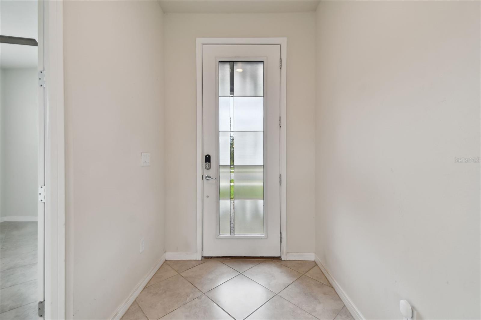 Image 6 of 95 For 10050 Brown Burrow Street