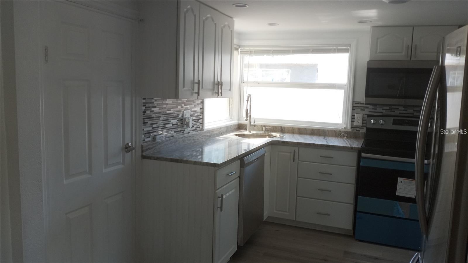 Image 12 of 71 For 844 67th Street S