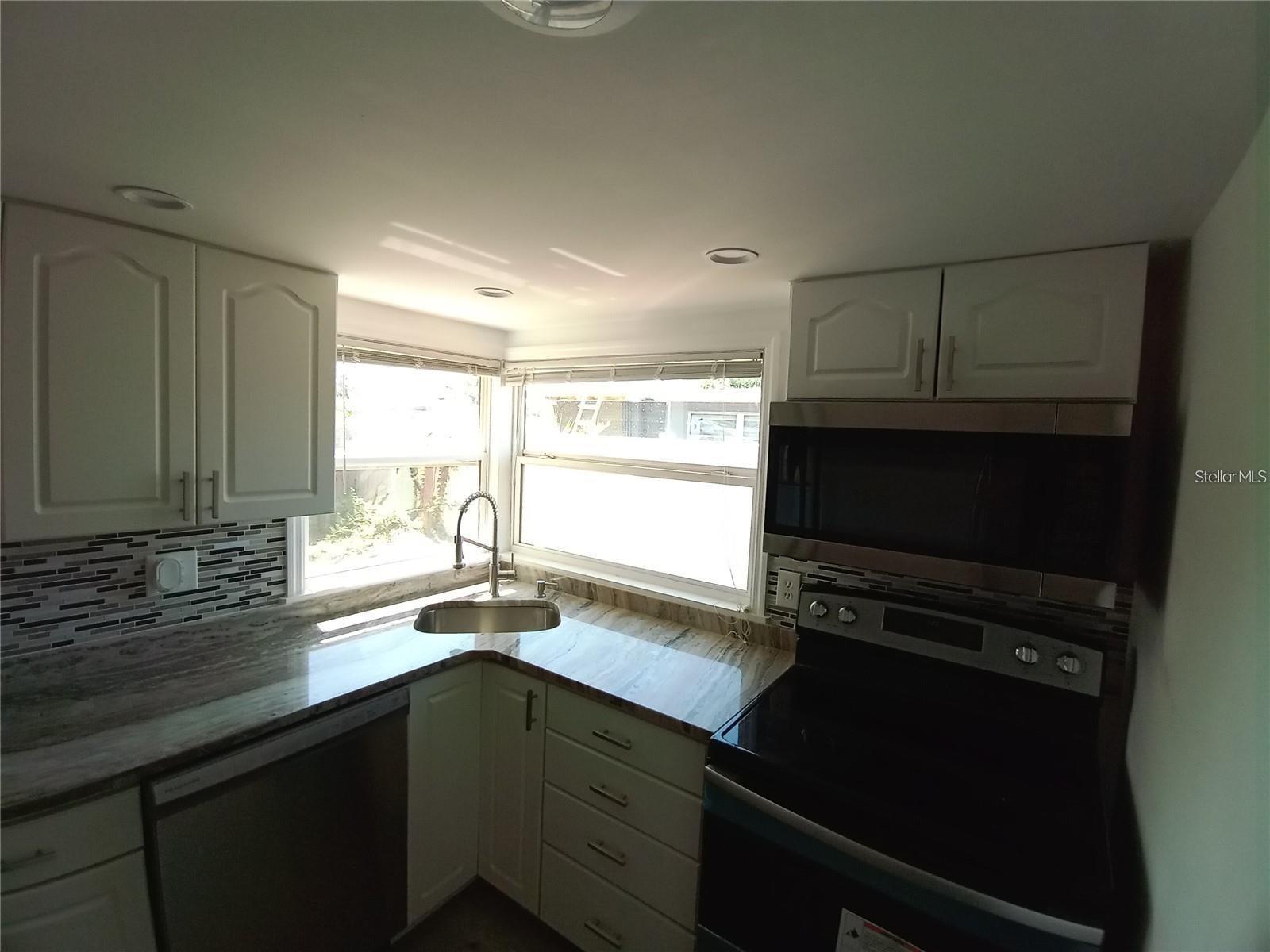 Image 15 of 71 For 844 67th Street S