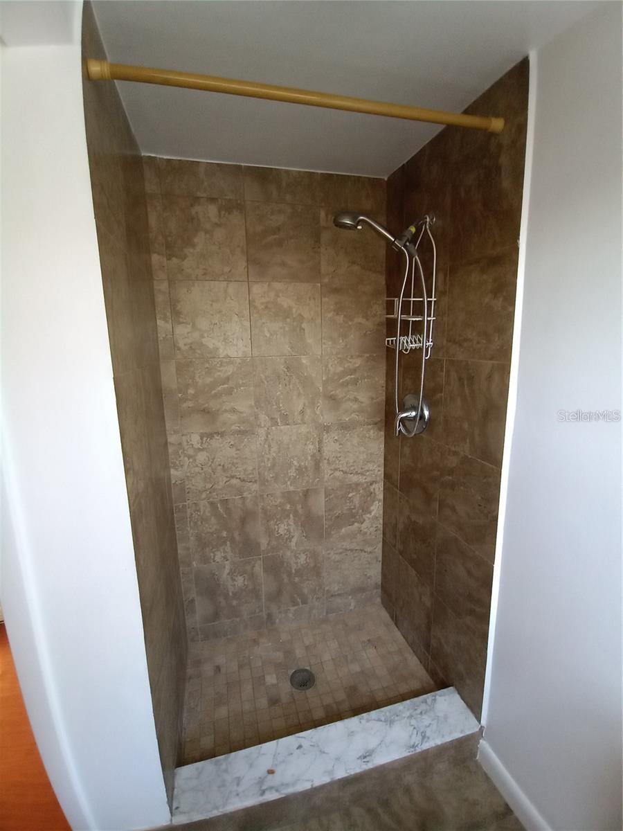 Image 27 of 71 For 844 67th Street S