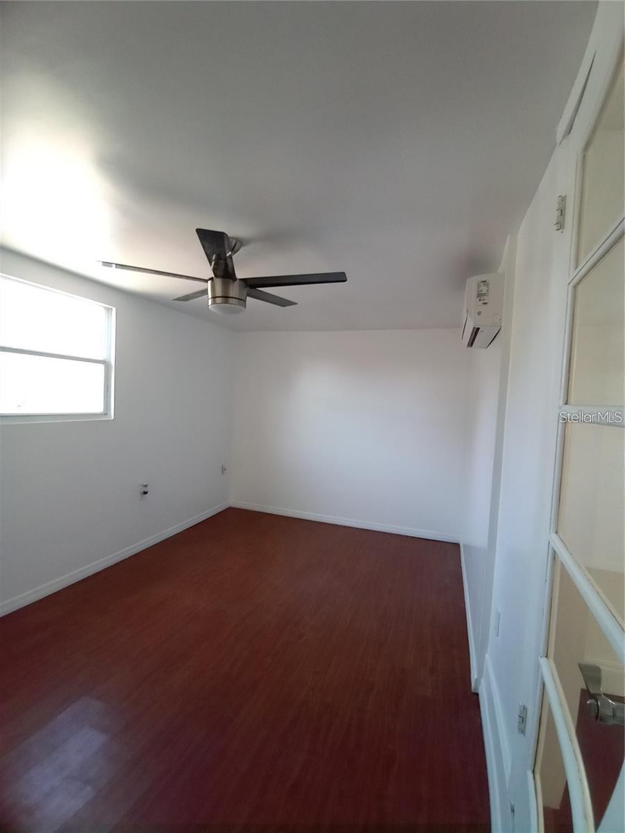 Image 31 of 71 For 844 67th Street S