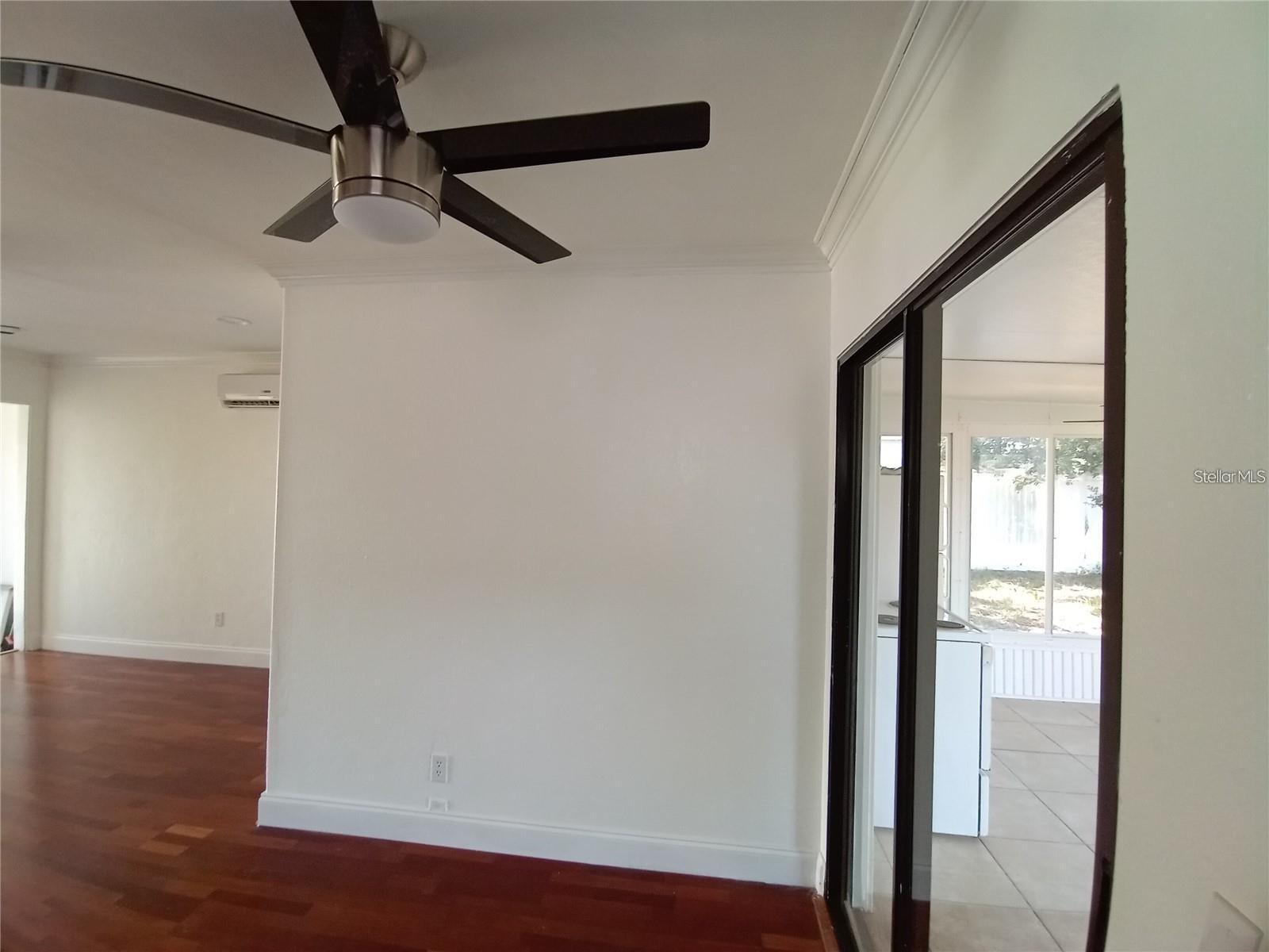 Image 32 of 71 For 844 67th Street S