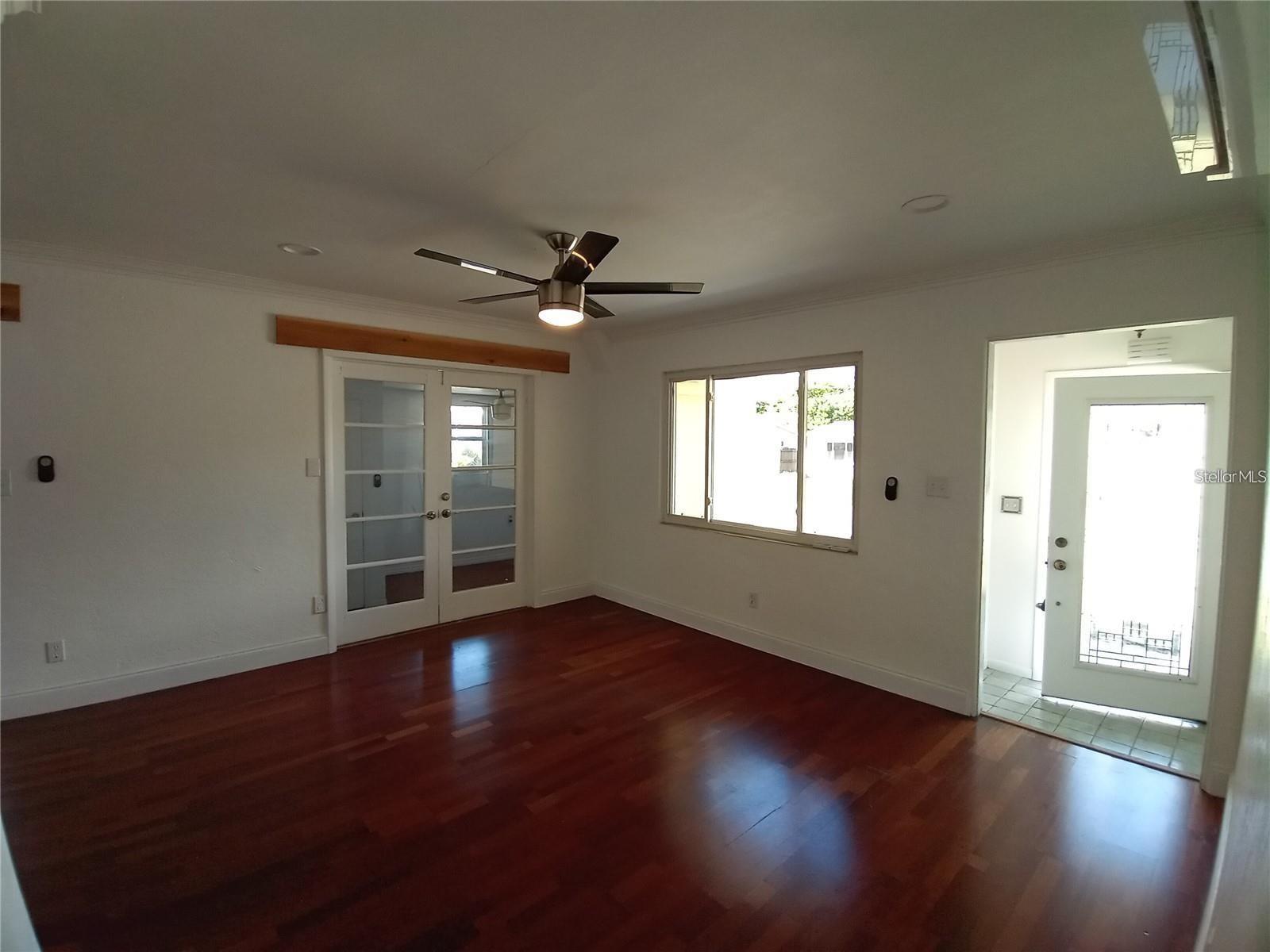 Image 36 of 71 For 844 67th Street S