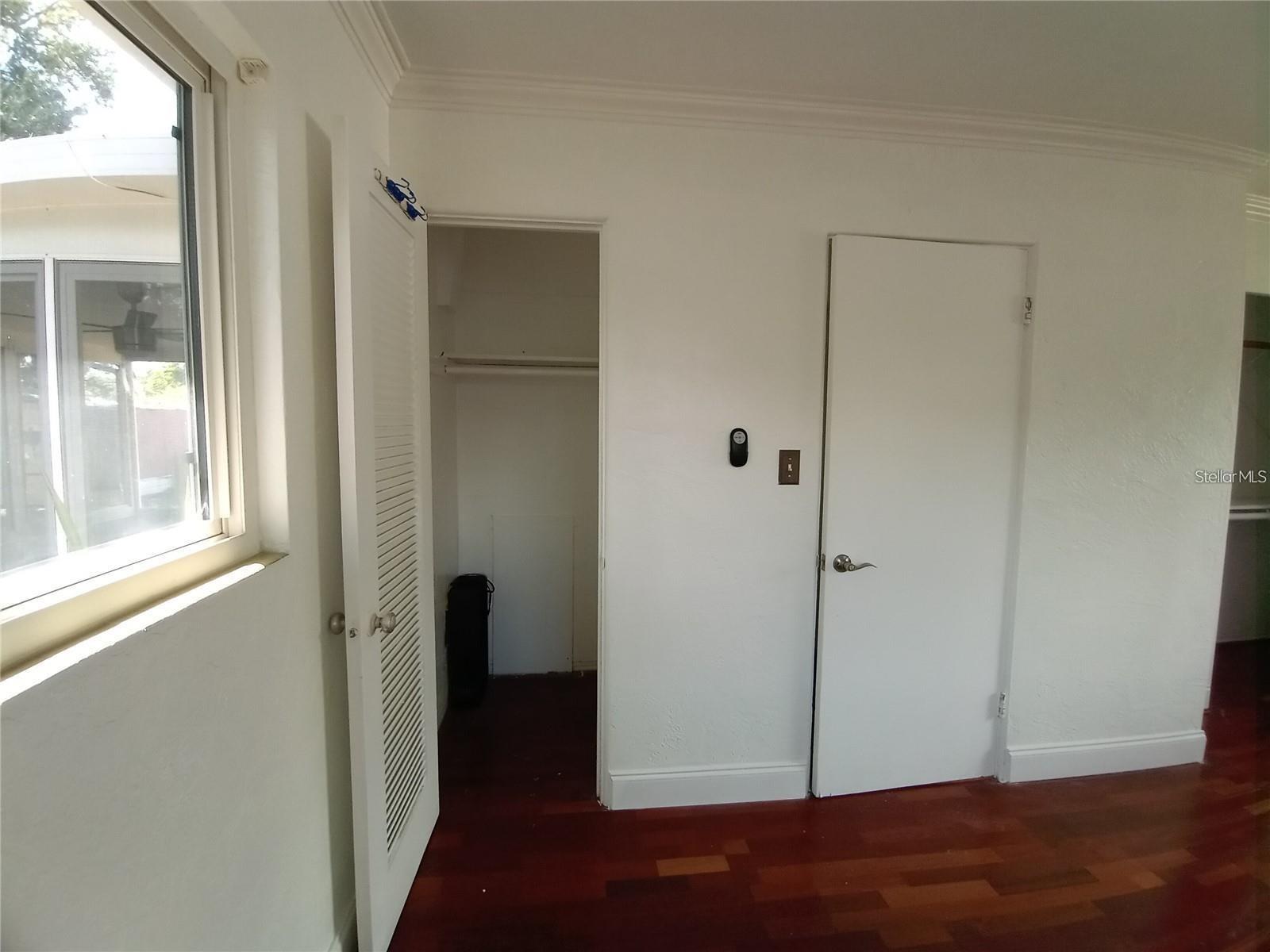 Image 42 of 71 For 844 67th Street S