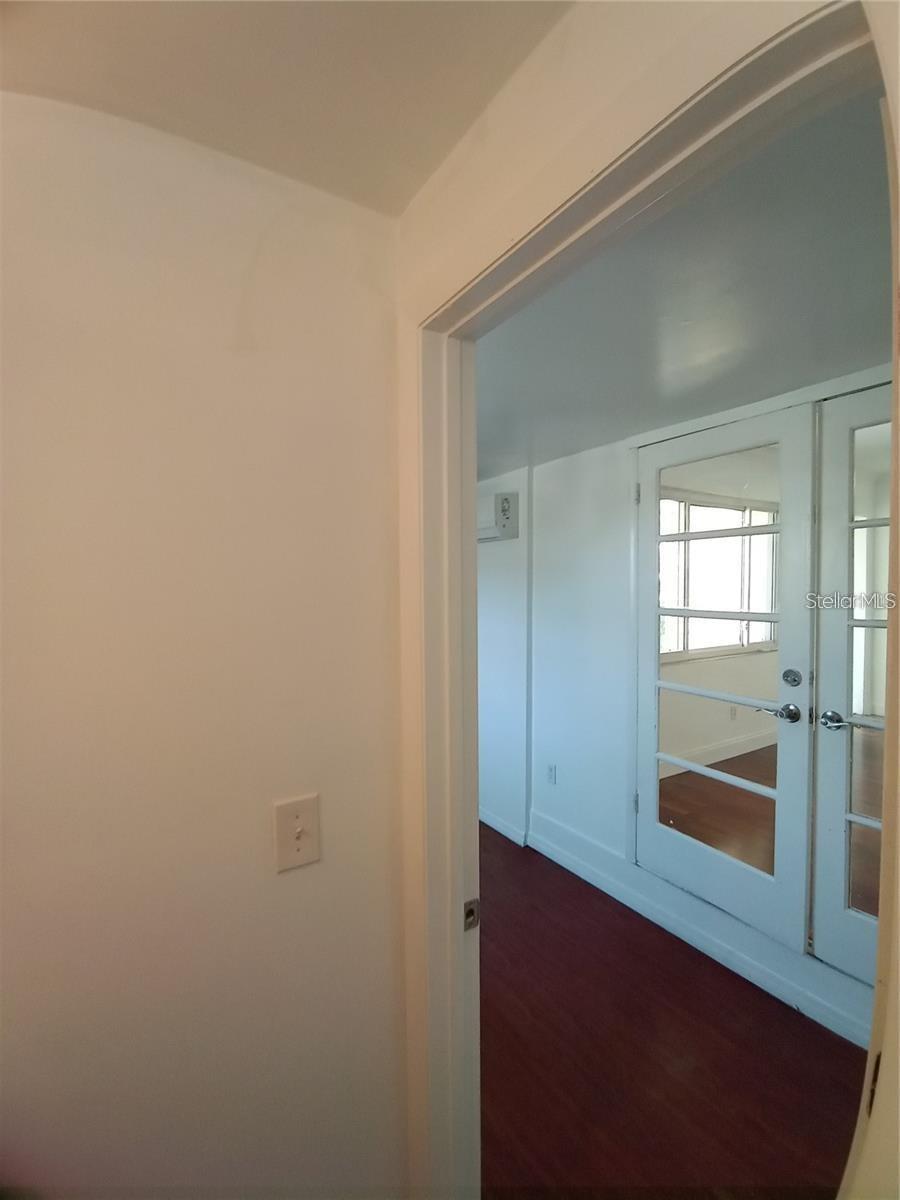 Image 44 of 71 For 844 67th Street S