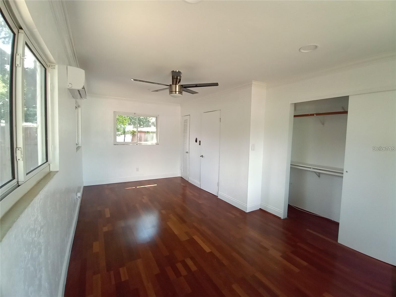 Image 46 of 71 For 844 67th Street S