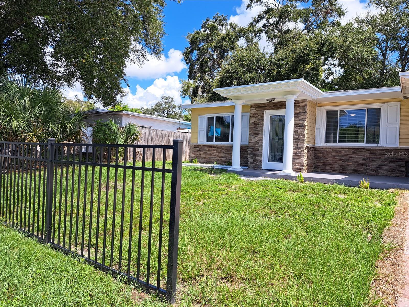 Image 51 of 71 For 844 67th Street S