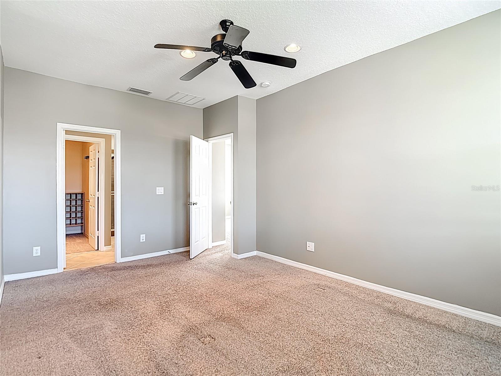 Image 24 of 45 For 1046 Tullamore Drive