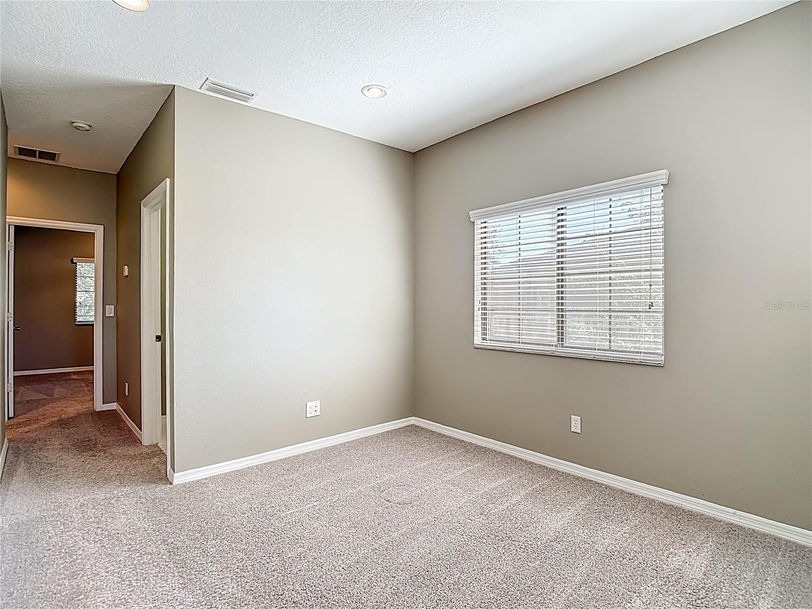 Image 29 of 45 For 1046 Tullamore Drive