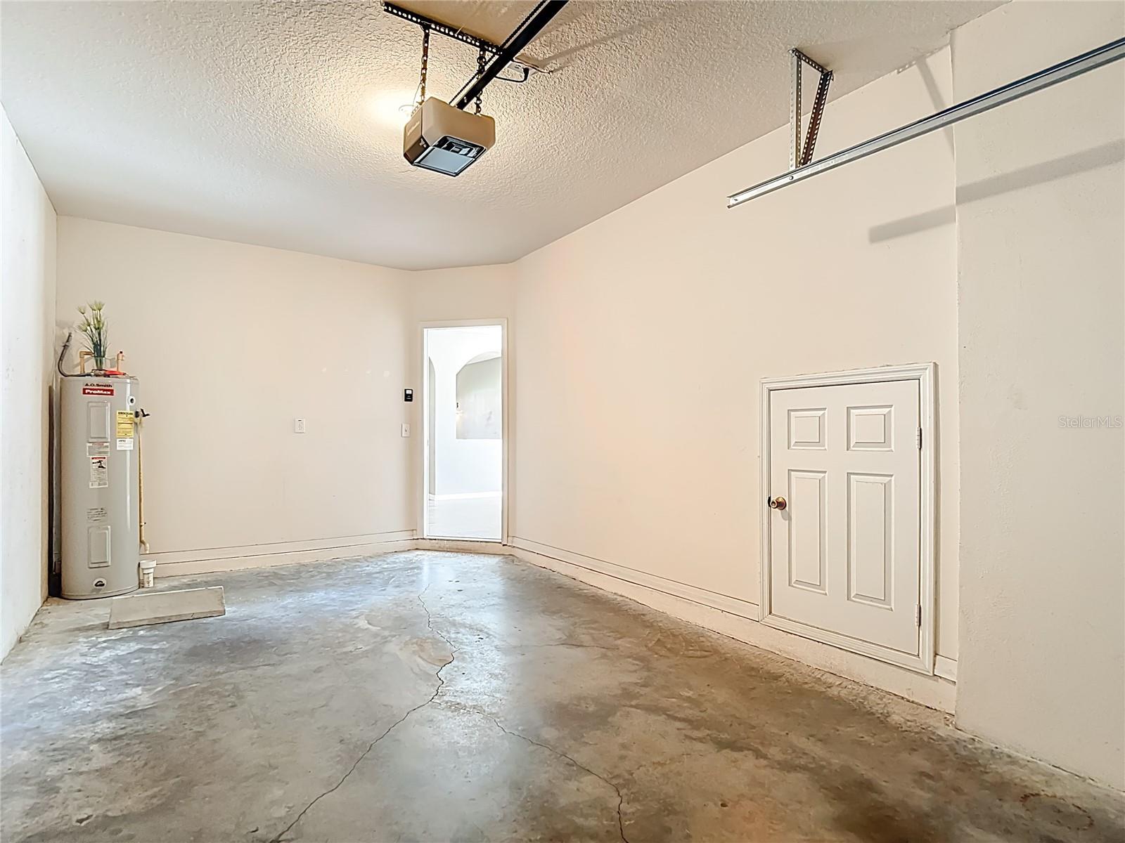 Image 33 of 45 For 1046 Tullamore Drive