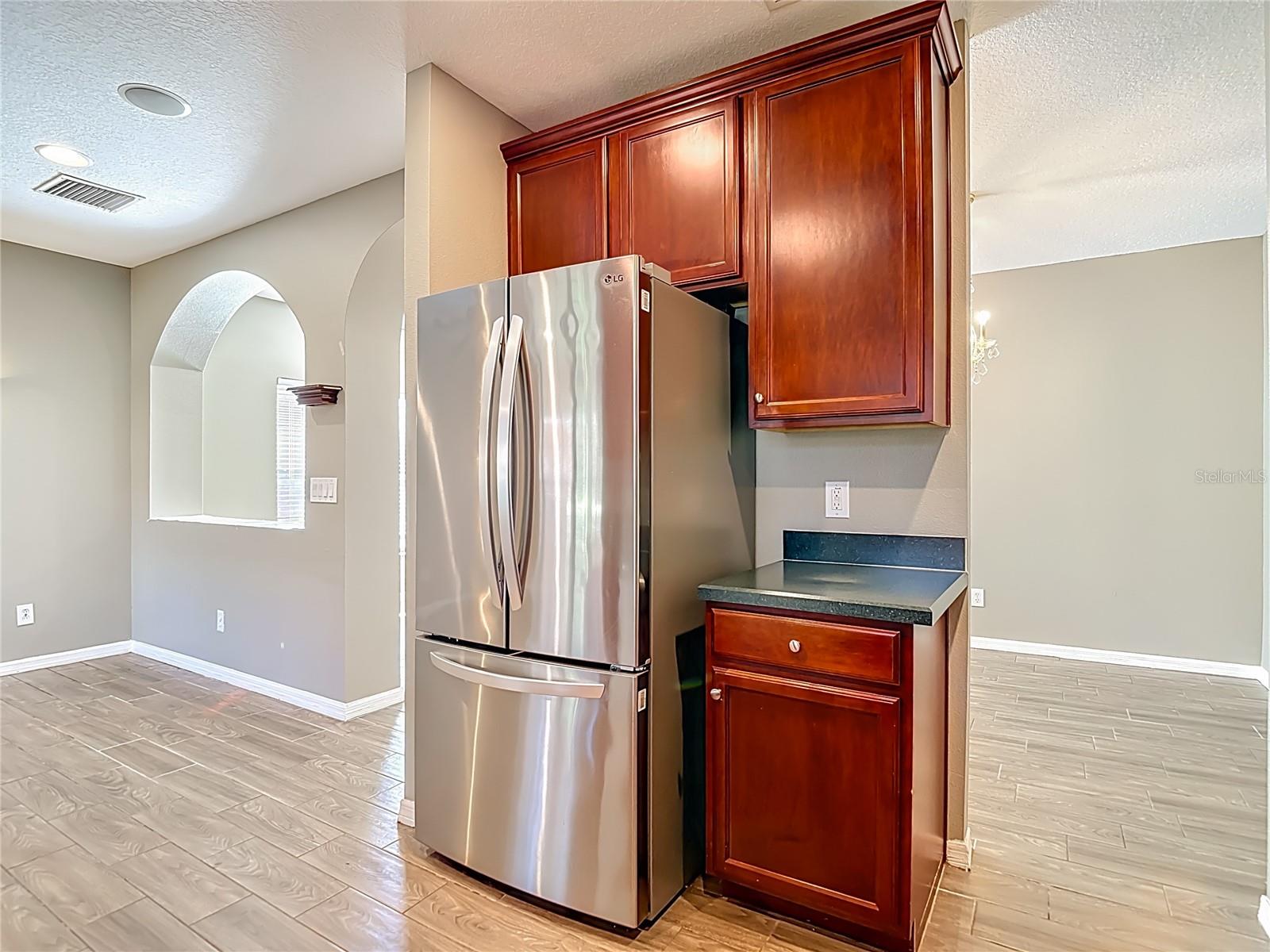 Image 7 of 45 For 1046 Tullamore Drive