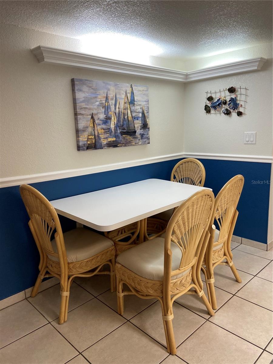 Image 10 of 27 For 8470 Gulf Boulevard 304