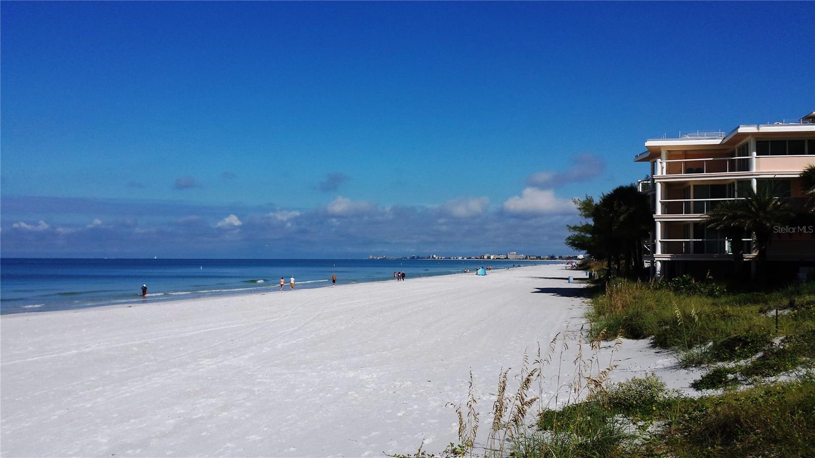 Image 4 of 27 For 8470 Gulf Boulevard 304