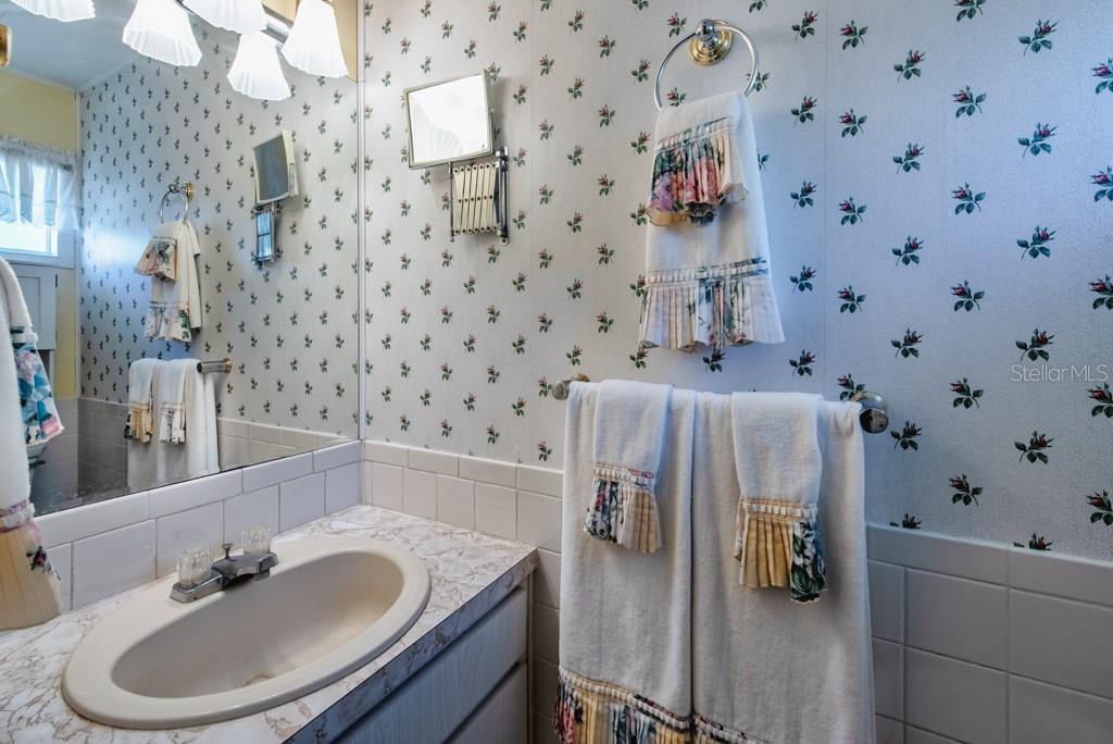 Image 15 of 34 For 7901 40th Avenue N 74